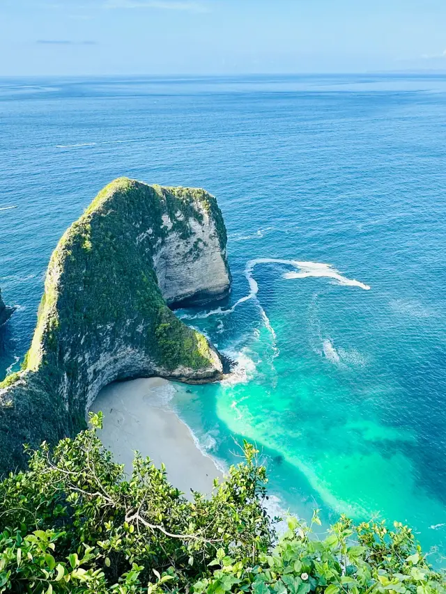 7-Day Indonesia Travel Guide: Visit in Winter for Stunning Views