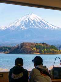 Mount Fuji in Japan is Splendid and Heartwarming🌹✨🍁
