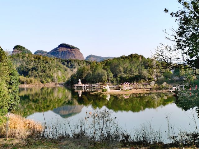 兼具雄、險、奇、秀、幽、古特色的五指石風景區（一）