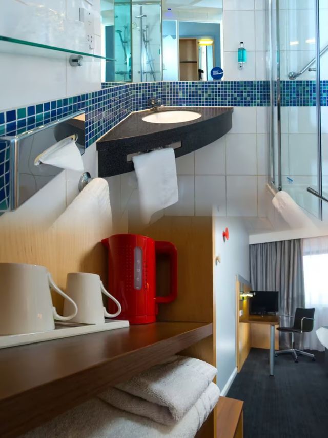 Holiday Inn Express斯蒂文尼奇：盡享便捷與舒適