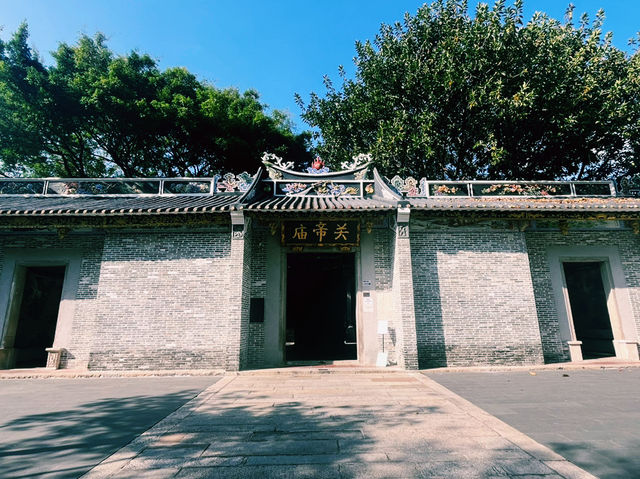 深圳南山區著名景點：南頭古城-關帝廟，適合祈福求財、拍照打卡觀光旅遊。 
