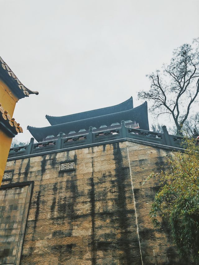 西湖邊上 皇家寺院