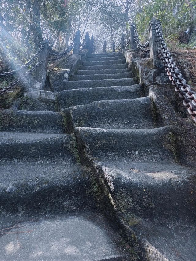隨州雲峰山——藏喺山霧入面嘅綠野仙蹤
