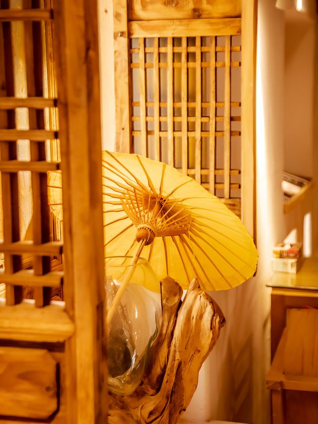 芒市唔止有美食，呢間咖啡店令我想住喺雨林