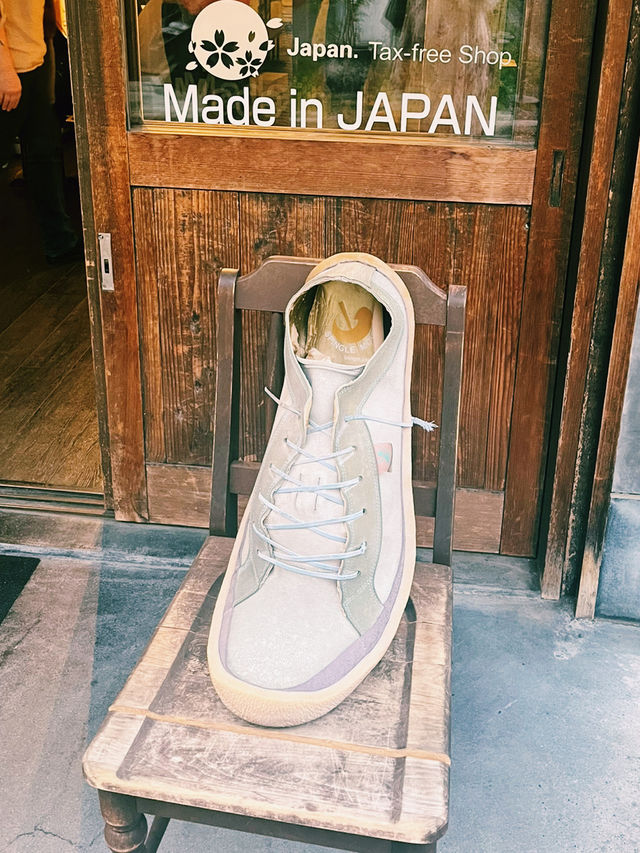Slowing down in the heart of Kyoto 😍