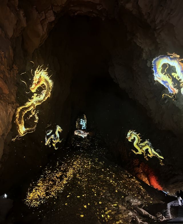 張家界涼快的「天然冷氣房」