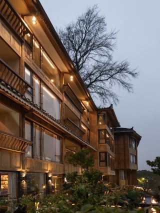 Xijiang!! The Most Stunning Homestay in the Thousand Household Miao Village