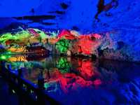 Discover Qiliang cave FengHuang Hunan