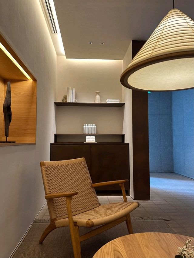 東京心臟地帶的熱帶奇蹟！Trunk Hotel代代木無邊泳池，都市叢林中的漂浮時光