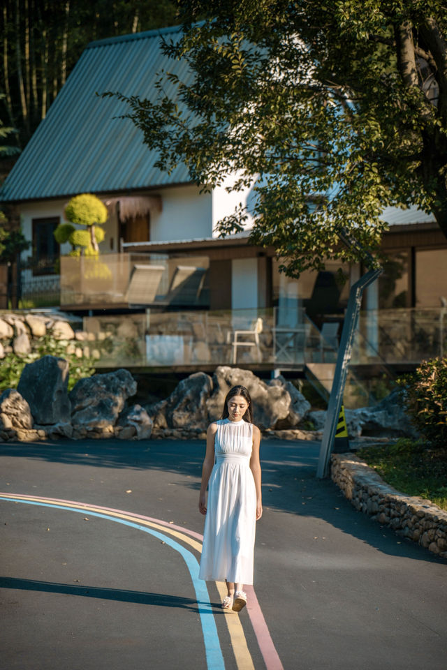 安吉藏了個“小瑞士”！竹林私湯+童話木屋