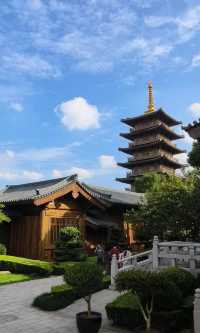 寶山寺紅楓全攻略