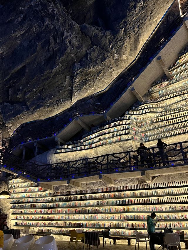 廣西河池棉花天坑被低估的廣西寶藏地