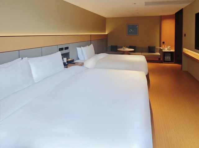 暴走解放碑超順路線！逛吃+江景全拿捏