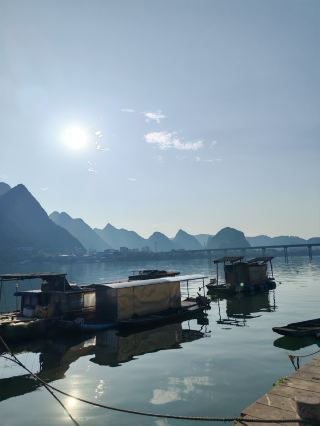 Как только появляется солнце, шедевр Ван Сымэна оживает