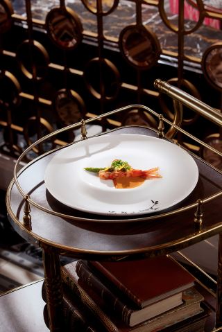 An elegant garden dinner