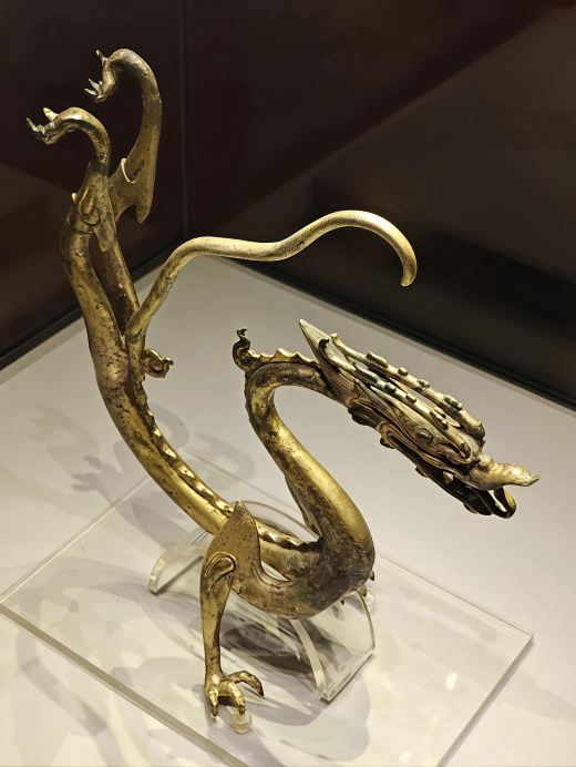 唐・鎏金鉄芯銅龍｜盛唐の龍、その気骨を纏う | Trip.com 西安