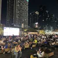 Very lively night market in Bangkok