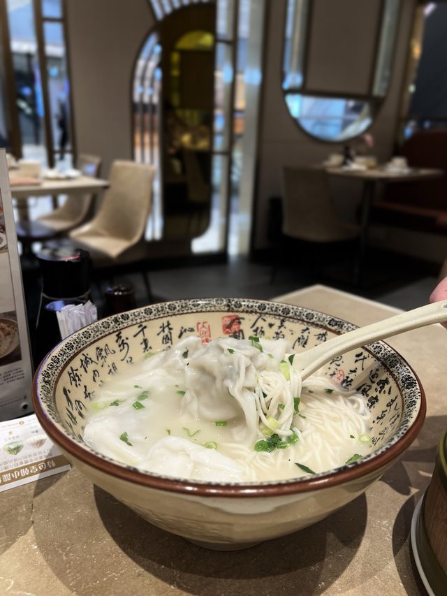 經典小籠包、超抵食特惠午市套餐