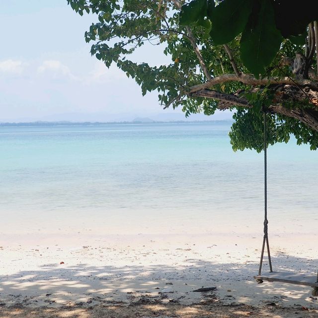เกาะทะลุ Island รีสอร์ทแอนด์สปา