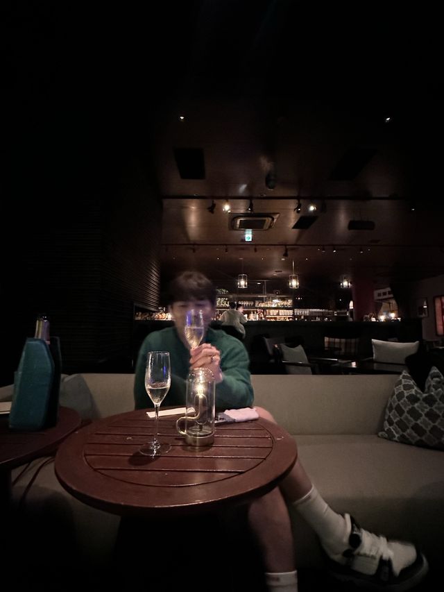 후쿠오카에 이렇게 좋은 호텔바가 있는지 몰랐징?🥂