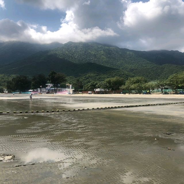 貝澳沙灘摸蜆遊