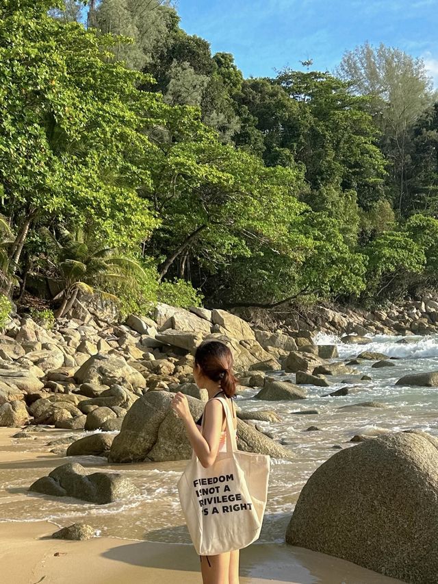 หาดในทอน กับมุมสะพานไม้ยอดฮิต