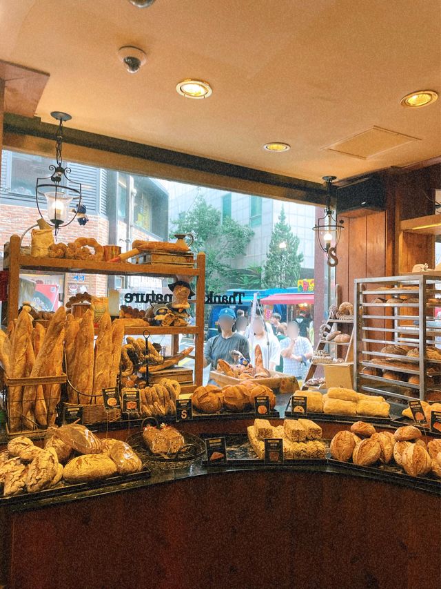 대전의 대표 명소로 자리잡은 빵집, 성심당🥯🍞
