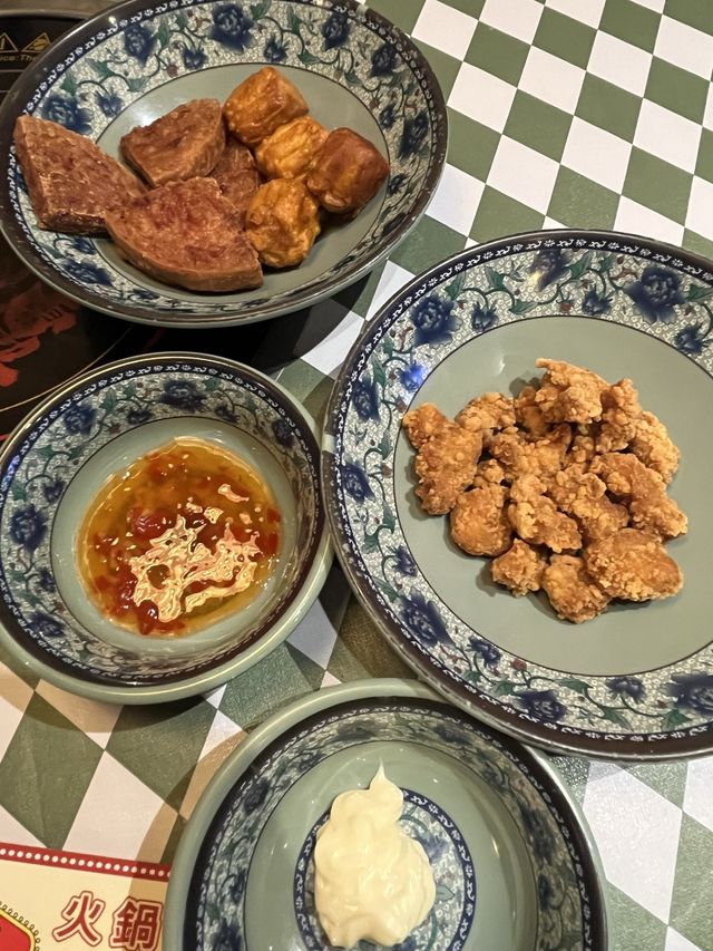 惹味雞煲 X 濃郁沙嗲湯火鍋 @ 火水爐