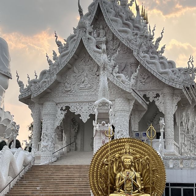 Get lucky at Wat Huay Pla Kang