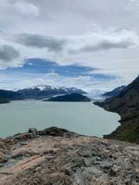 Trekking the W in Torres Del Paine 🏕️🥾🏔️