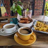 Warunk Koffie by Wood & Steel
