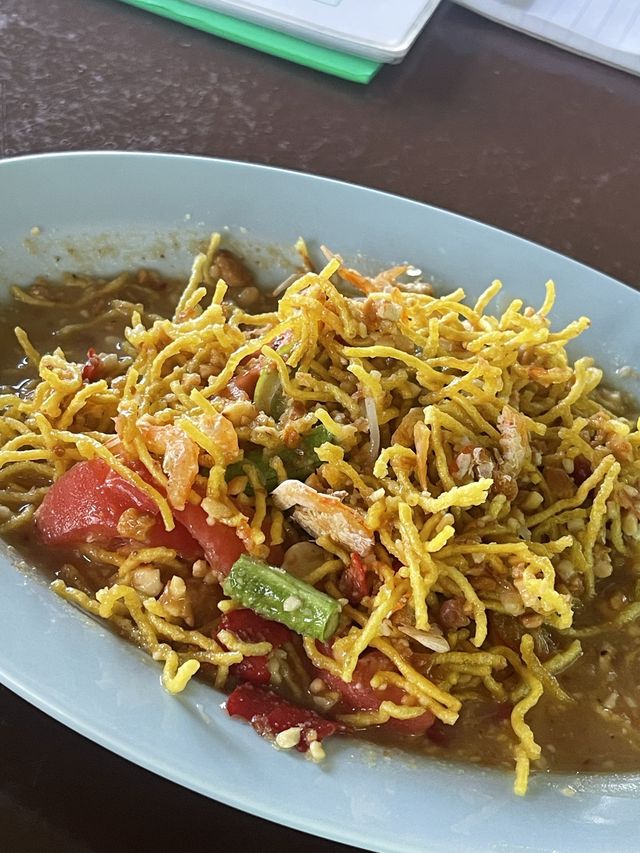 ส้มตำถาด (เกวียนหัก ) @ขลุง 🥕🥒