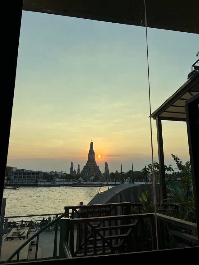 [더 데크] 방콕 왓아룬뷰 레스토랑💚