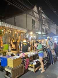 อัพเดต 2023 ไปชมถนนคนเดินวัวลายวันเสาร์ 🌟