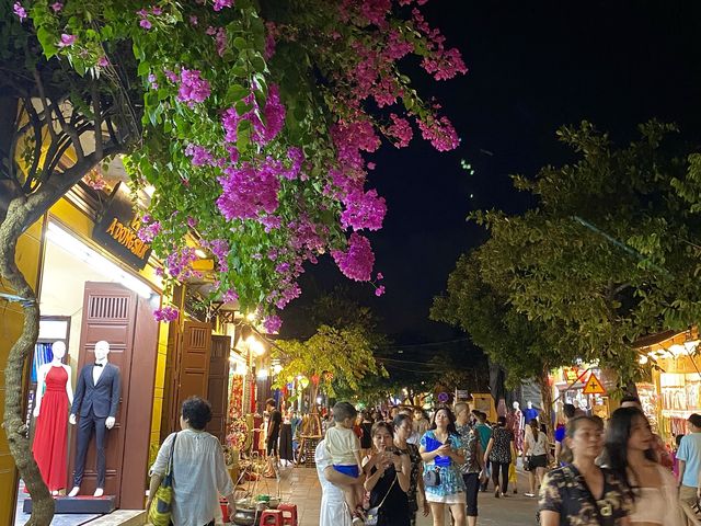 호이안 올드타운의 화려한 밤🏮볼거리로 가득한 야시장