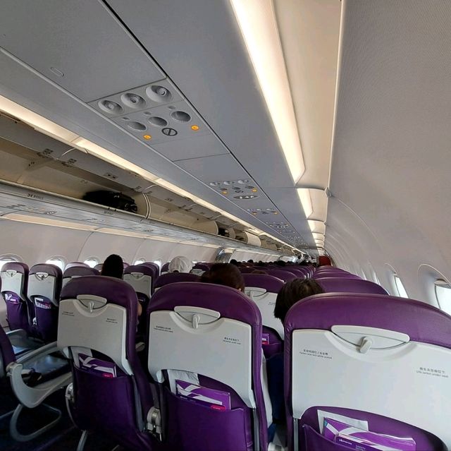 ✈️搭飛機去首爾啦😆食飛機餐🍴欣賞高空風景😍