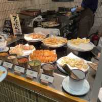 「佐敦逸東酒店餐廳」：美食區域多樣，適合拍照