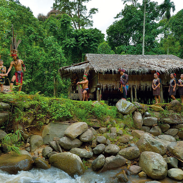 Borneo's Living Heritage: Mari Mari Village