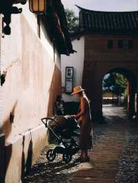 Baby explores Shaxi Yunana