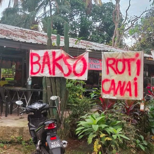 Try unplanned stop by the roadside eatery.