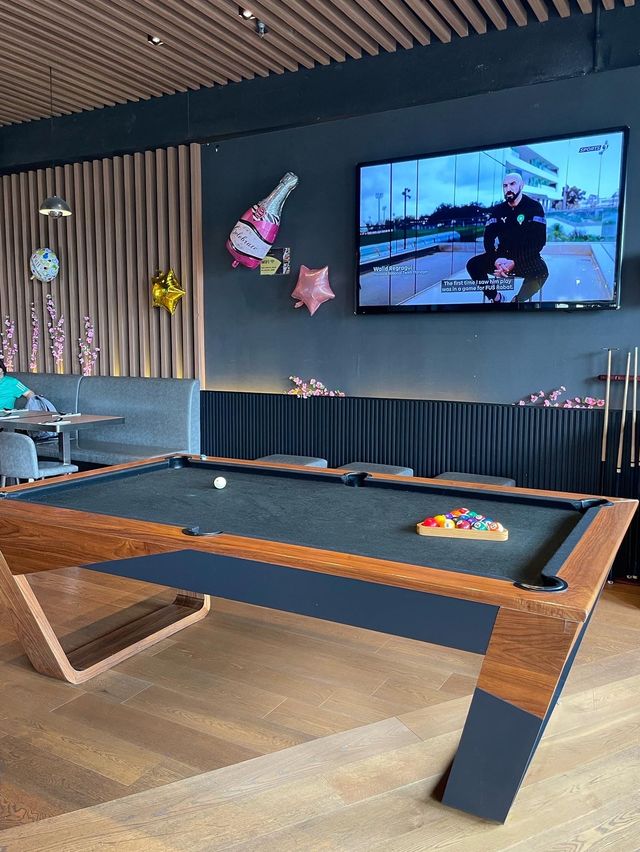 型格通宵串燒酒吧餐廳