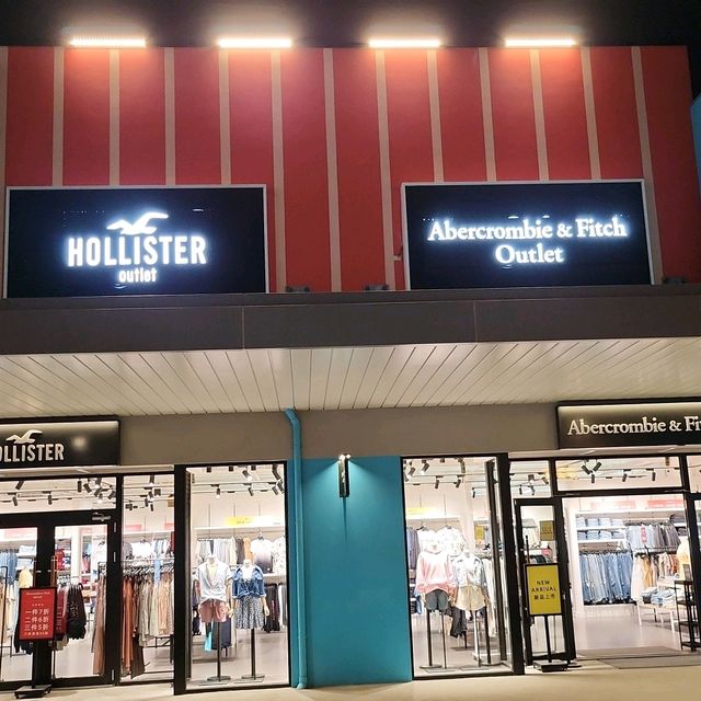 下飛機就可直奔的台中三井Outlet