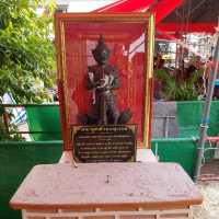 กราบไหว้หลวงพ่อเนื่อง และ ท้าวเวสสุวรรณ วัดจุฬามณี