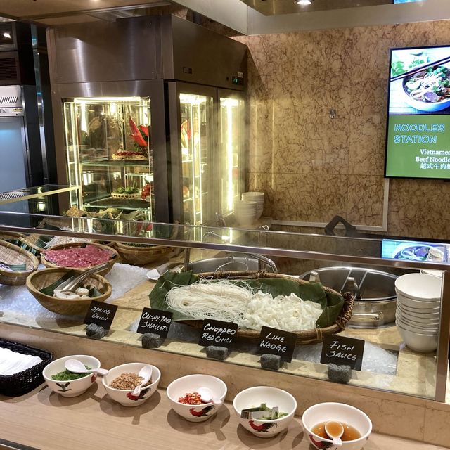 看展覽搵食好去處‼️想吃就吃自助餐 @萬麗咖啡室