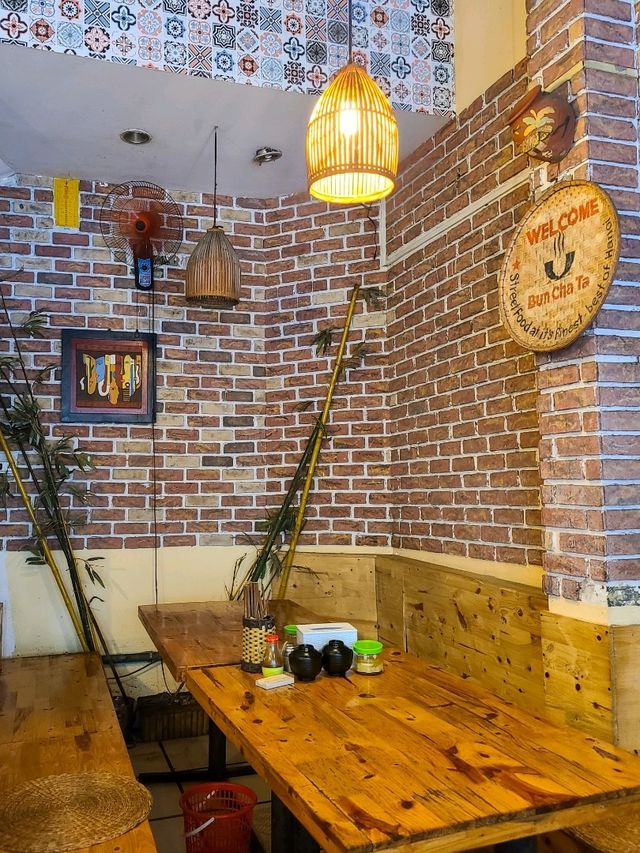【ハノイ】名物ブンチャーの人気店