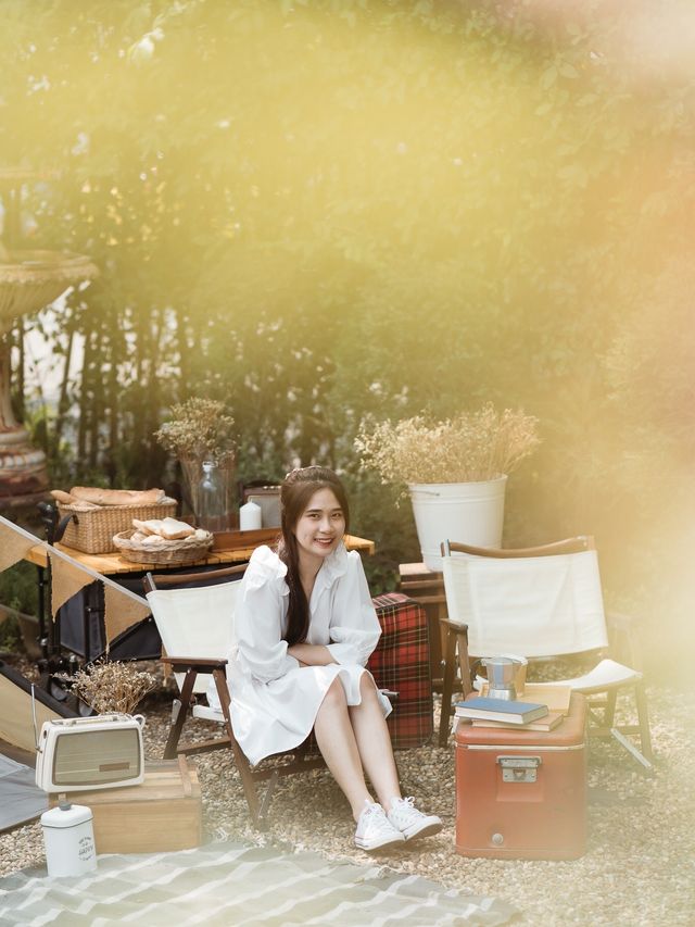 Slōlē  โชคชัย4 คาเฟ่มินิมอลวินเทจ