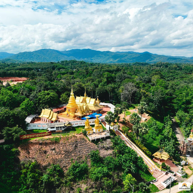 วัดพระธาตุจอมสัก จ.เชียงราย