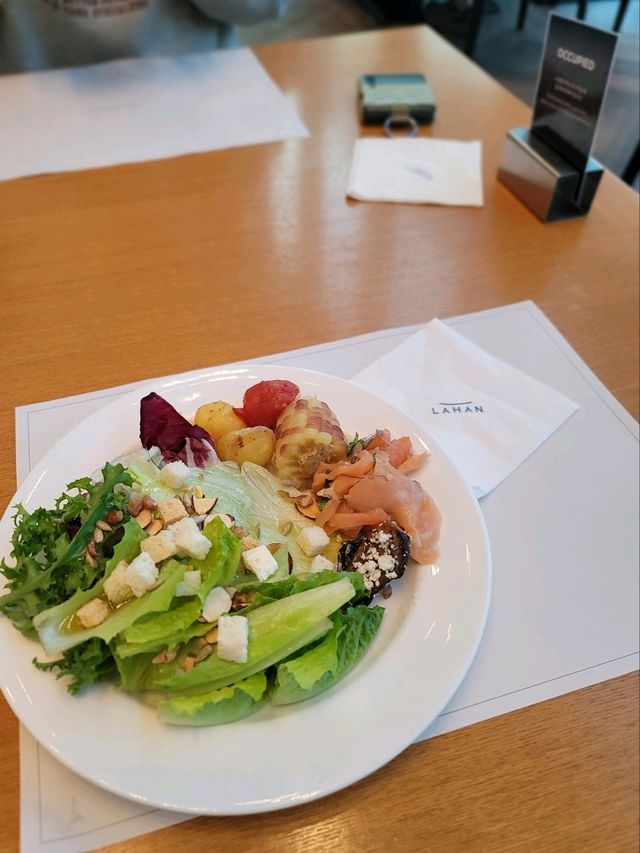 조식맛집으로 유명한 라한셀렉트경주🏨