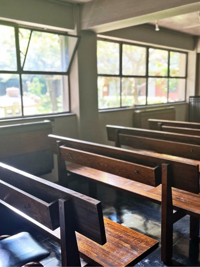 【東京|目黒】後光差し込む神々しい教会⛪️
