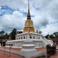 วัดพระบรมธาตุสวี